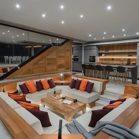 Karat Calypso * Costa Adeje (Tenerife)